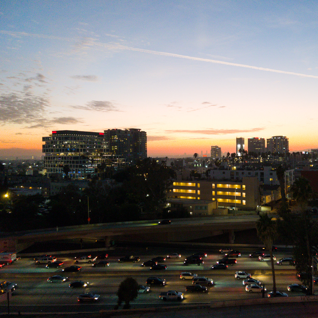 A picture of Hollywood at night